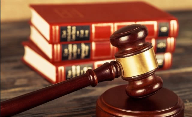 说我账号违规系统审核不给出款